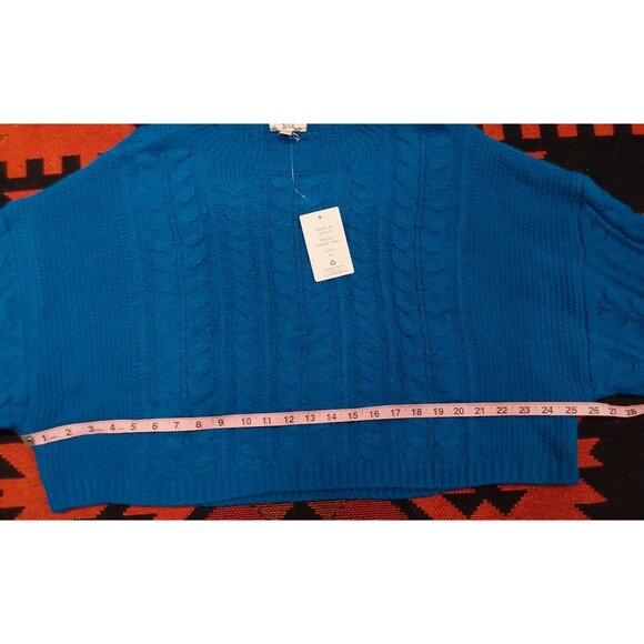 NEW HIPPIE ROSE Women's Oversized Cropped Cobalt Blue Cable Knit Sweater. XL - Picture 10 of 11